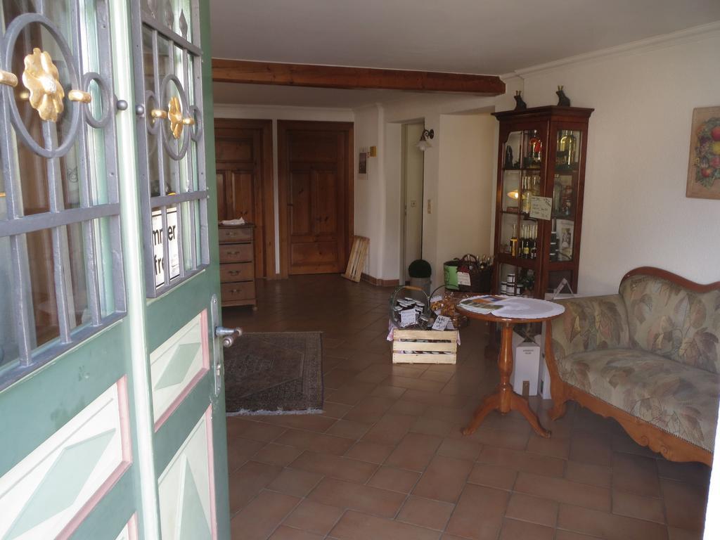Gaestehaus Frohe Aussicht كريسبرون ام بوندنس المظهر الخارجي الصورة