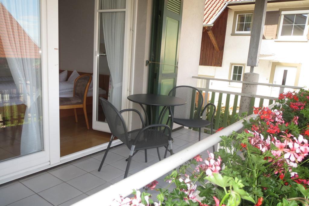 Gaestehaus Frohe Aussicht كريسبرون ام بوندنس المظهر الخارجي الصورة